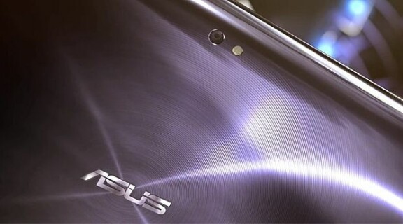 Asus Fonepad: 7-tum och Intelprocessor