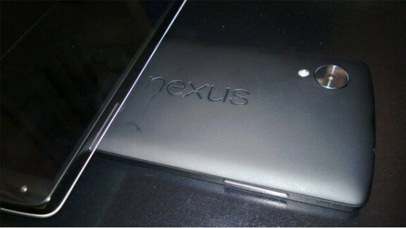 Nexus 5 och KitKat släpps på tisdag?