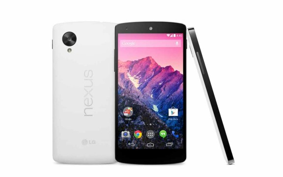 Nu är Googles nya telefon Nexus 5 här.