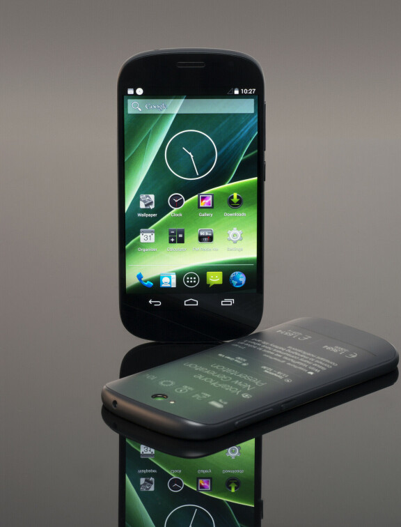 YotaPhone MWC 2014