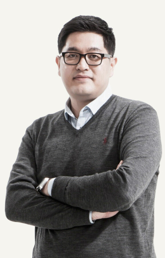 Hong Ku Yeo på Samsung har varit huvudansvarig för designen av Galaxy S6 och Galaxy S6 Edge. Vi träffade honom när han var på besök i Stockholm.