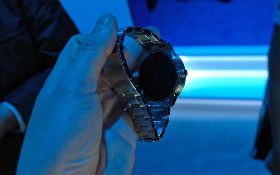Snabbduell: Lyx med Android Wear
