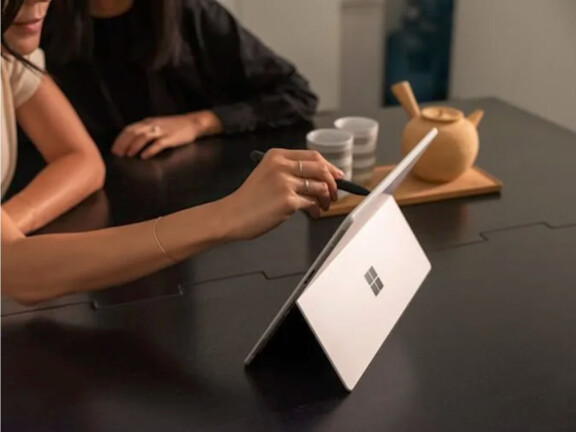 Nya Surface från Microsoft i september