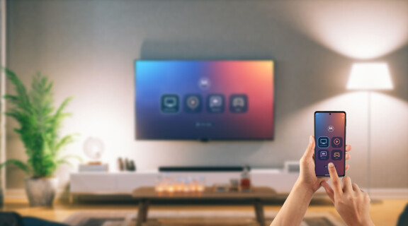Smarta Motorola edge 30 pro imponerar med blixtsnabba hastigheter