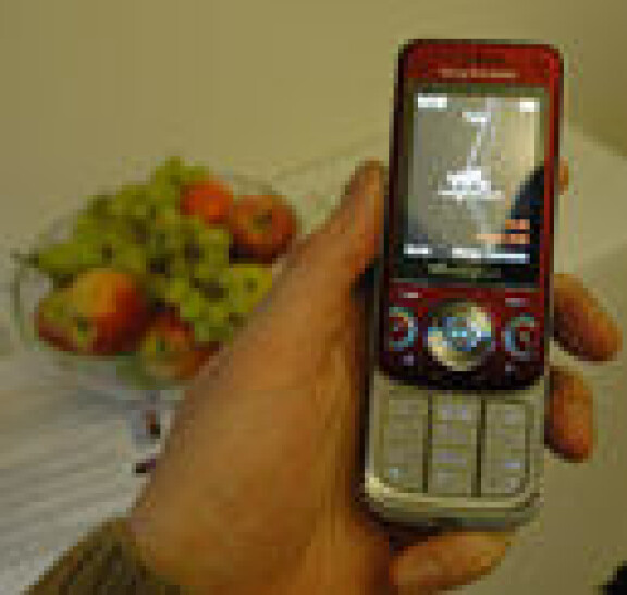Vi har känt på nya Sony Ericsson W760
