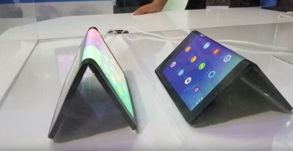 Lenovo visar upp vikbar platta